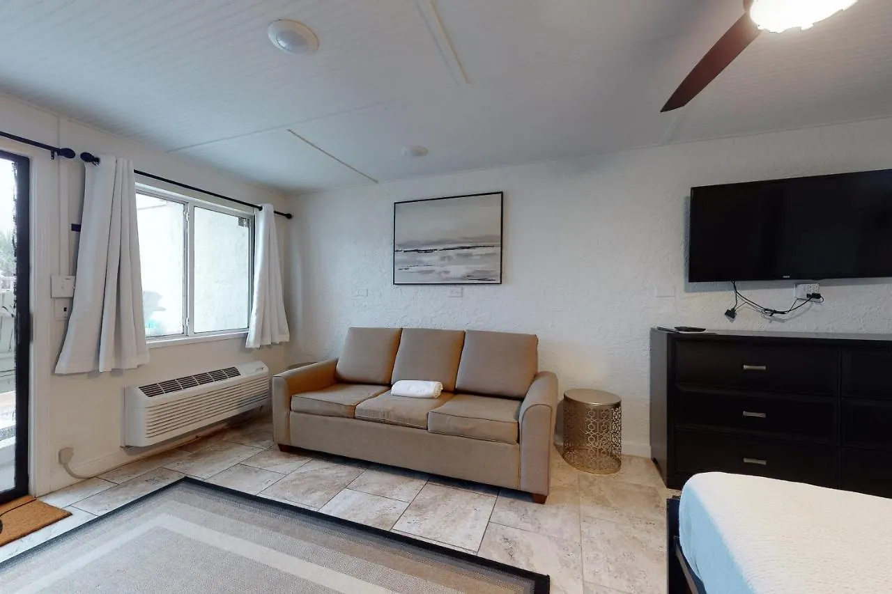 Ambassador C5 Hotel Panama City Beach